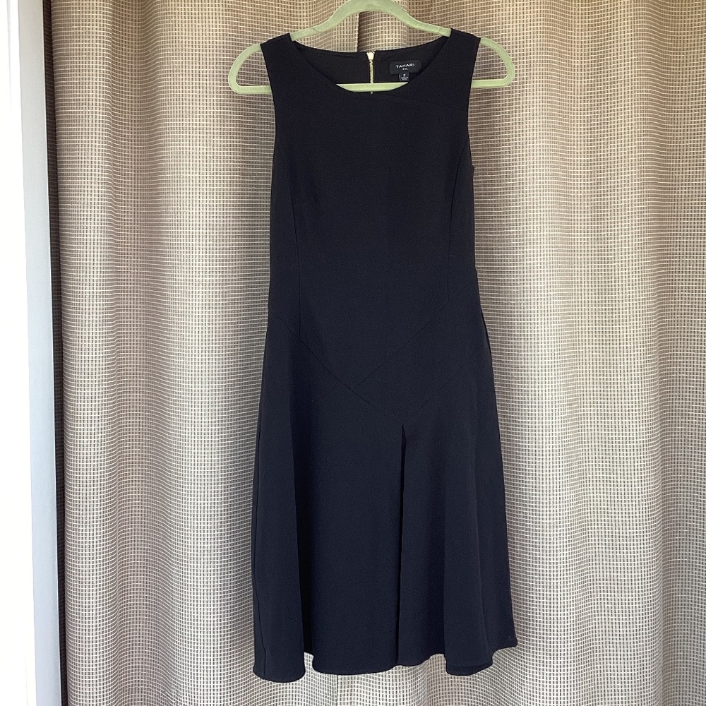 Tahari ASL ‘Little Back Dress’ Size 2
